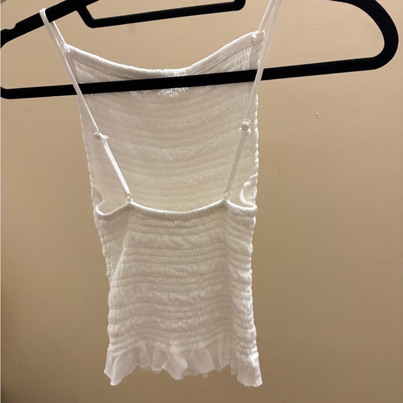 Chic White Rushed Sleeveless Top - Picture 2 of 3